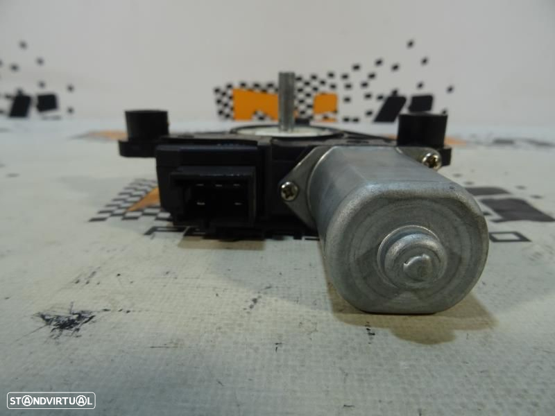 Motor Do Elevador De Vidro Frente Esquerdo Mercedes-Benz C-Class (W205 - 5