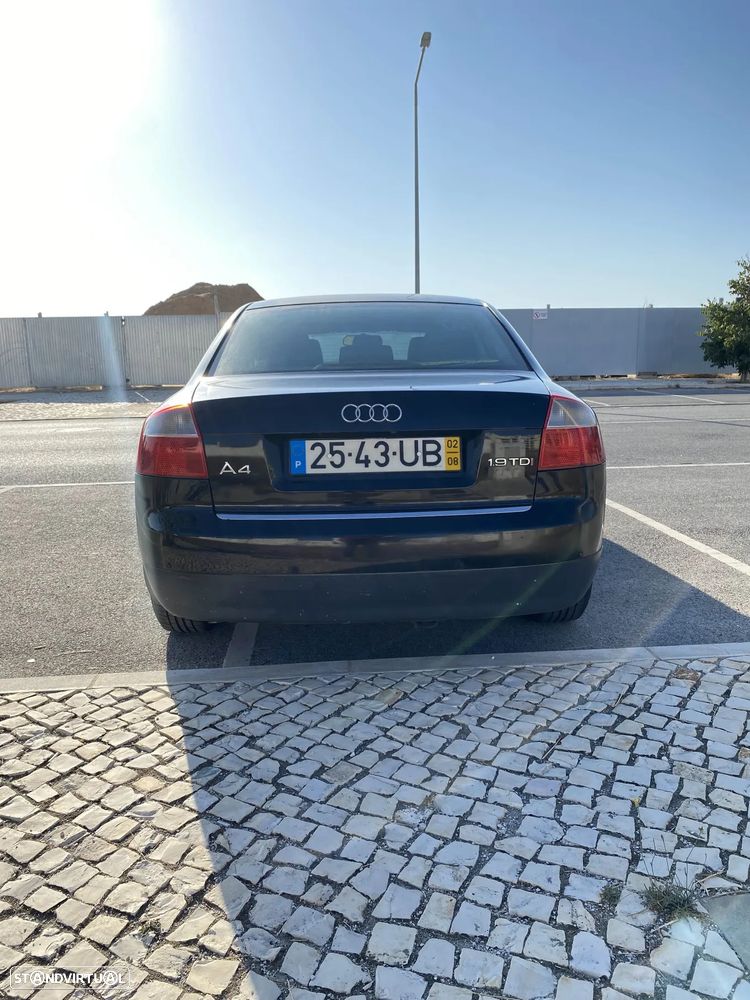 Audi A4 1.9 TDI m6 - 2