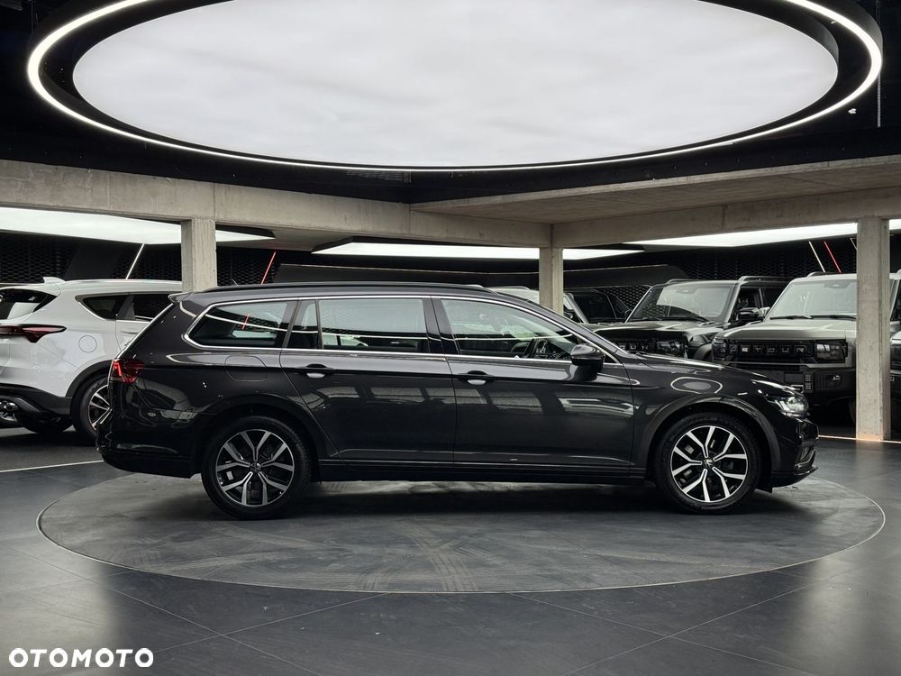 Volkswagen Passat Variant - 7