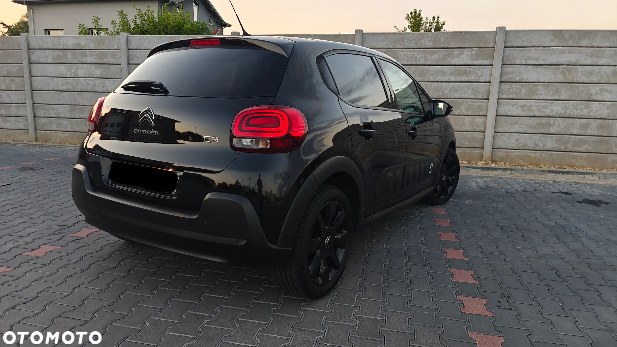 Citroën C3 1.2 PureTech GPF Shine - 18