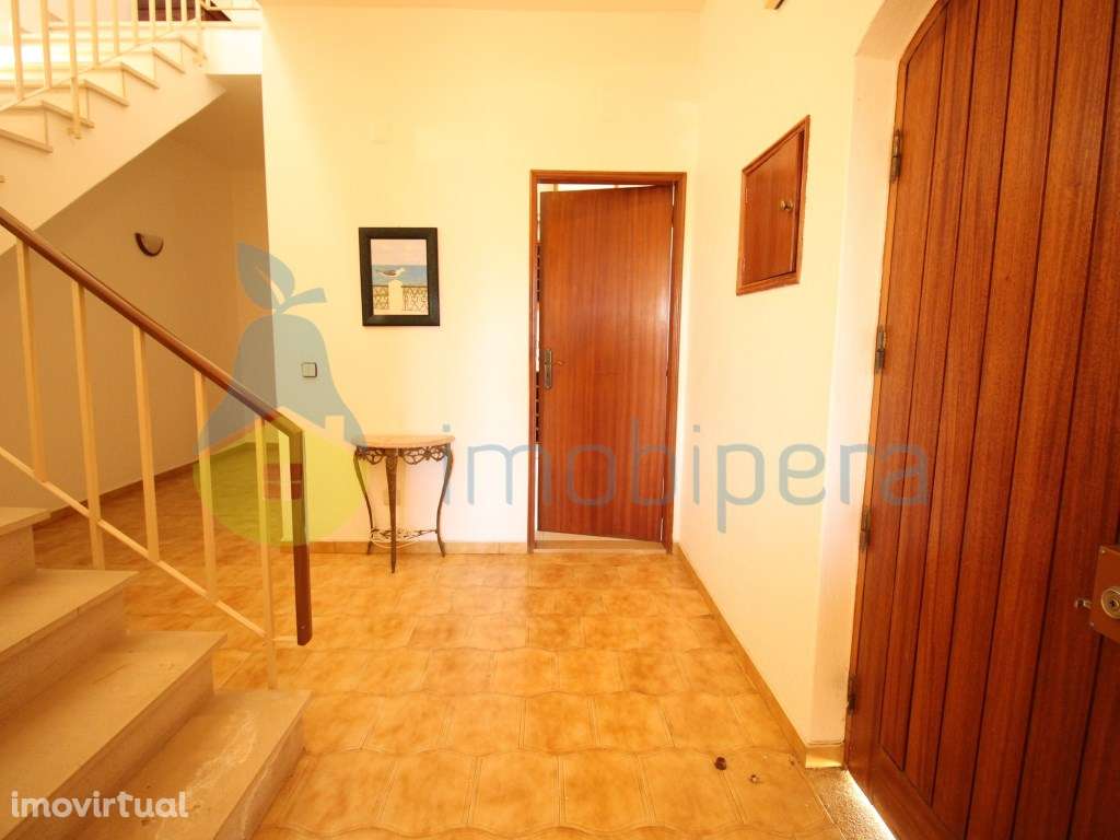 Armação de Pêra - Moradia T3 geminada - garagem (Box -2 carros) - Grande imagem: 4/26