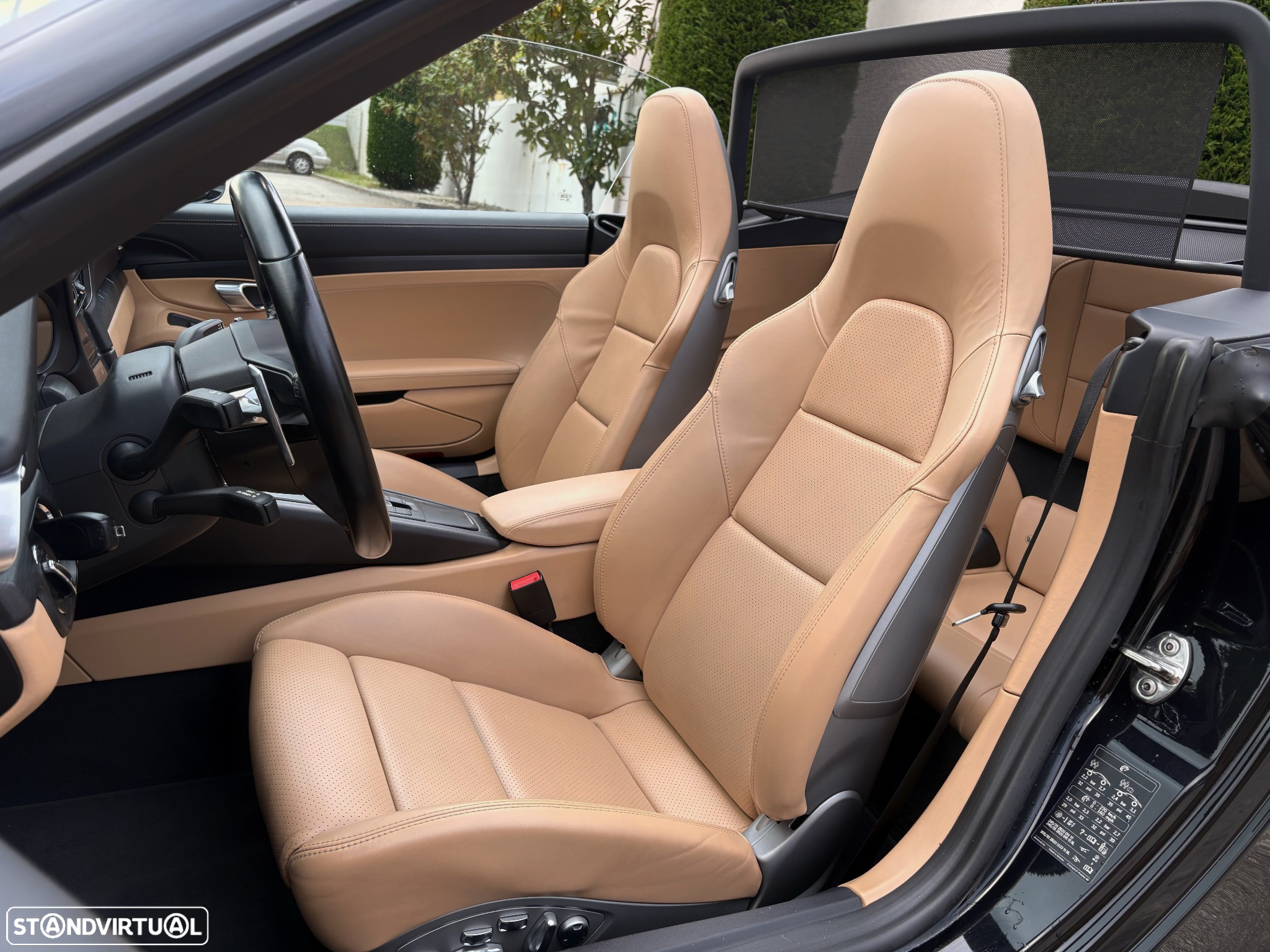 Porsche 911 (991) Carrera GTS PDK - 4