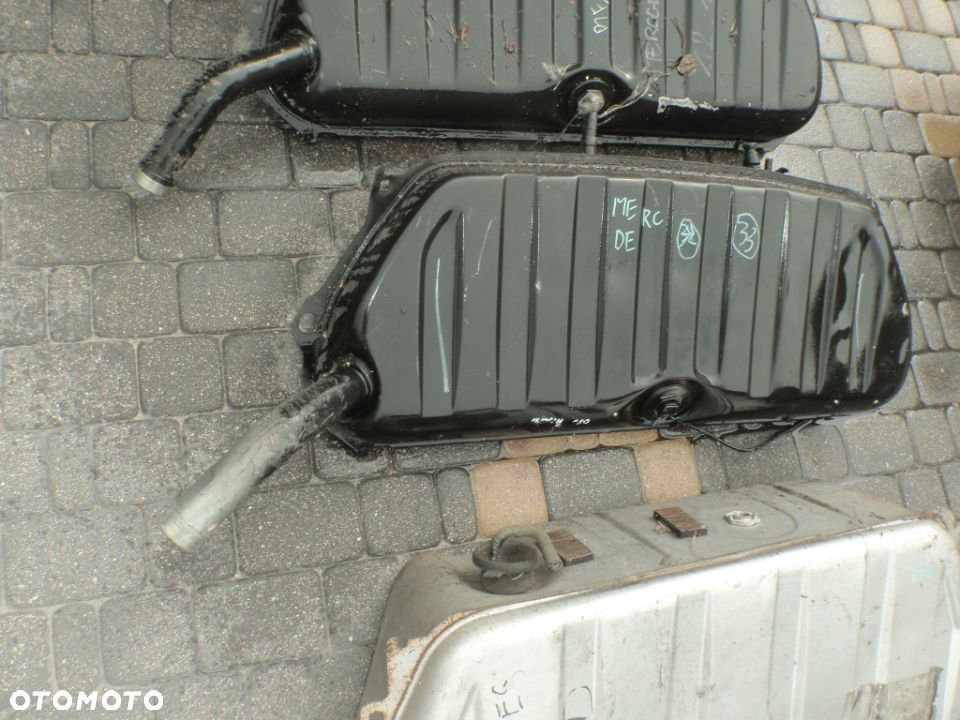 zbiornik bak paliwa mercedes w124 190  oryginał igła - 4
