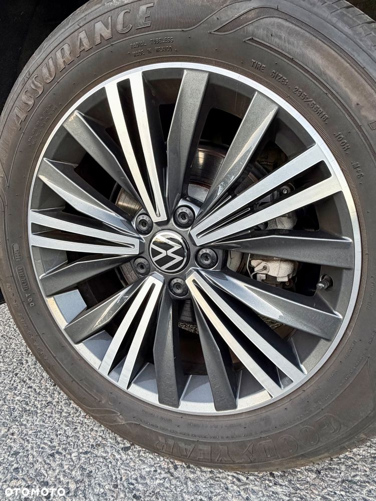 Volkswagen Tiguan 2.0 TSI 4Motion DSG OPF IQ.DRIVE - 15