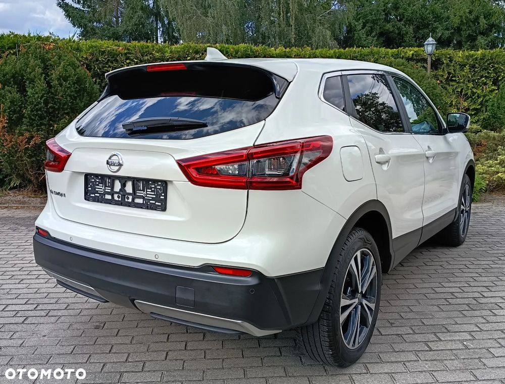 Nissan Qashqai 1.2 DIG-T N-Connecta - 17