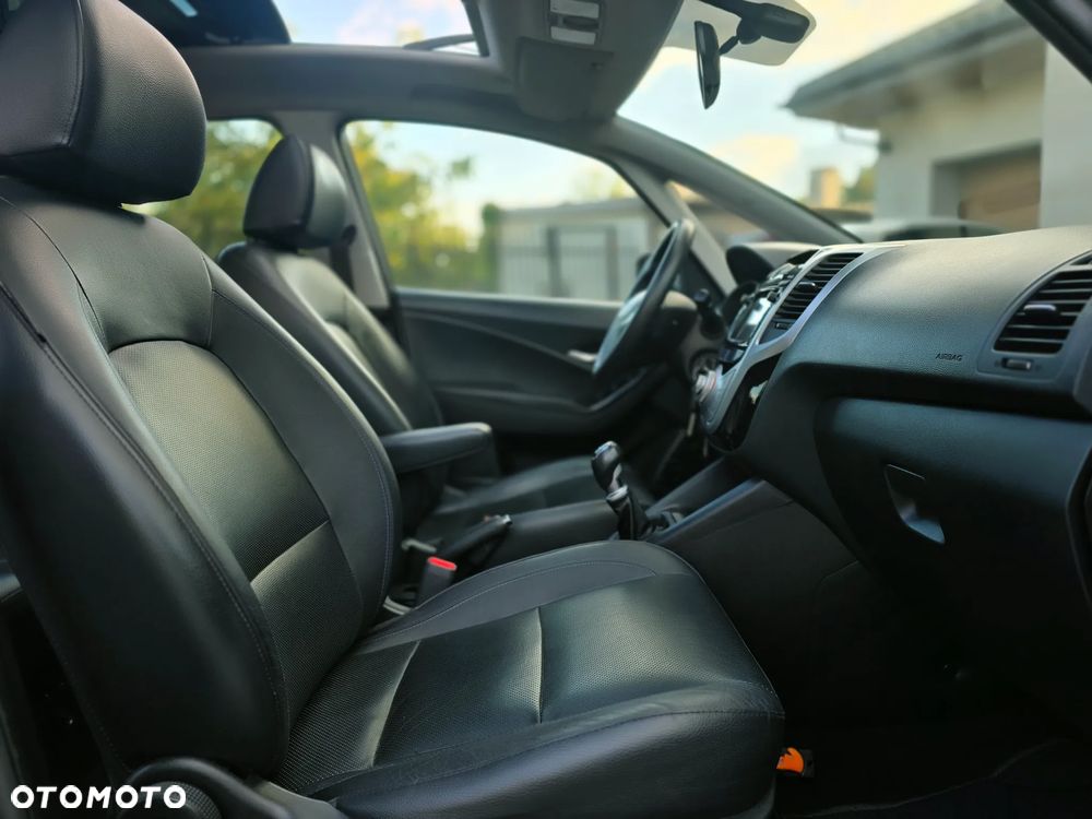 Hyundai ix20 - 16