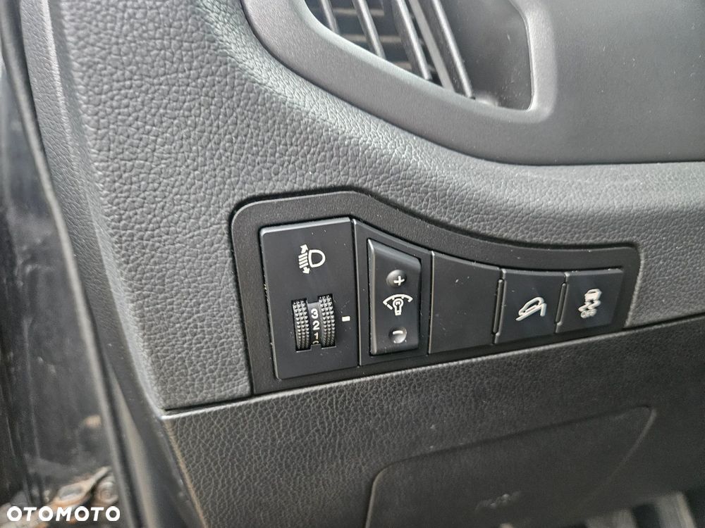 Kia Sportage 1.6 GDI 2WD Vision - 13