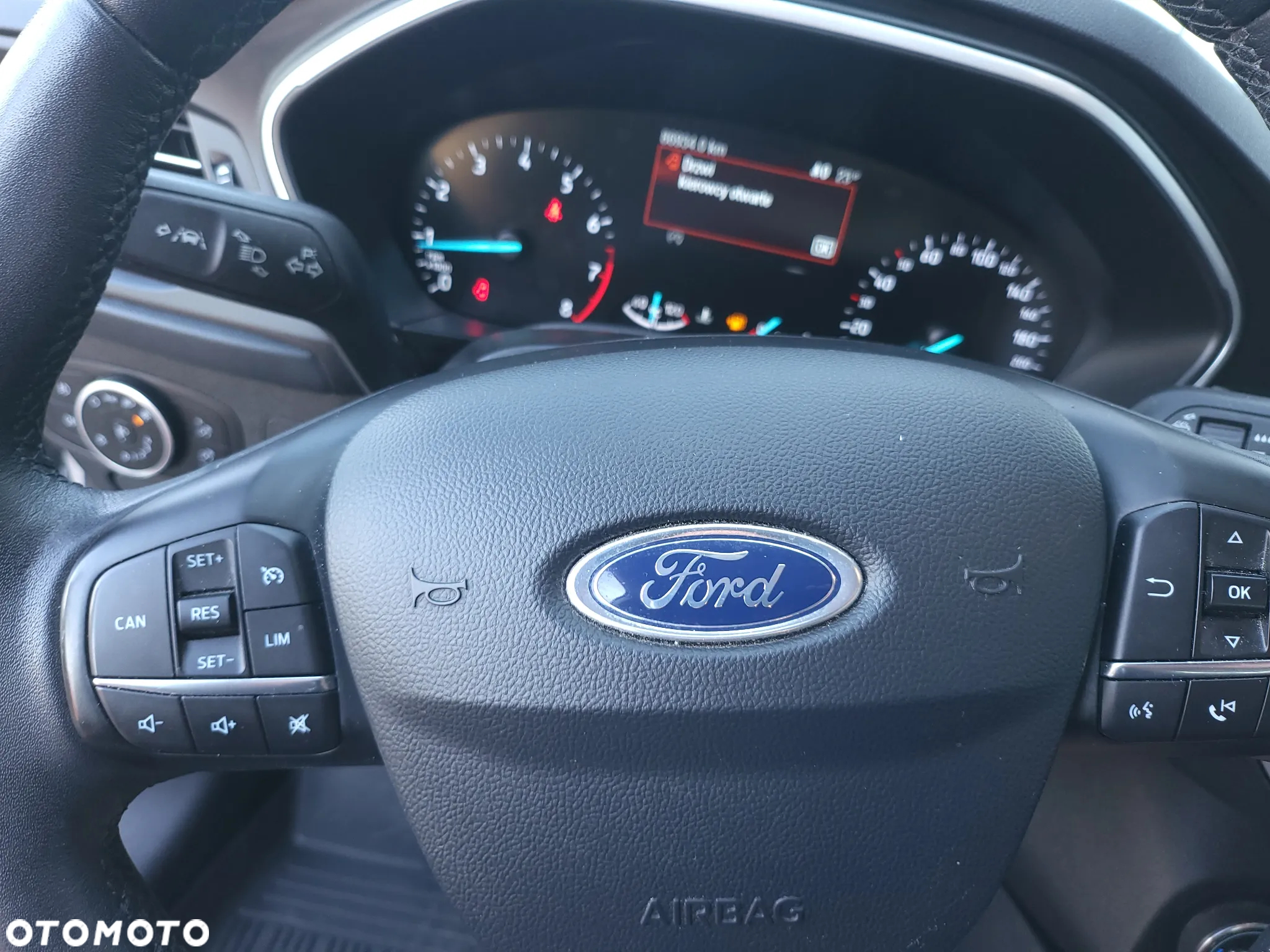 Ford Focus 1.5 EcoBoost Titanium - 8