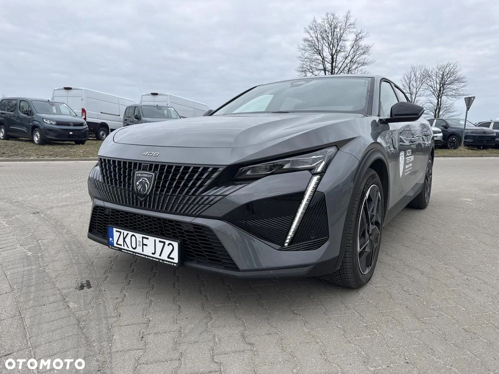 Peugeot 408 - 10