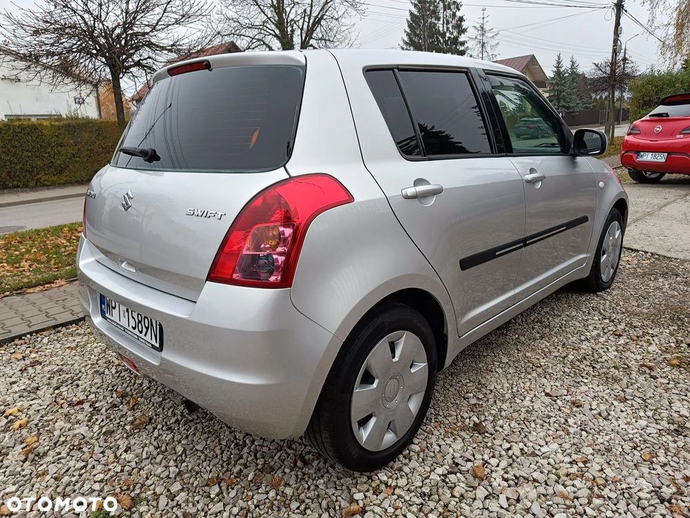 Suzuki Swift 1.3 Comfort - 9