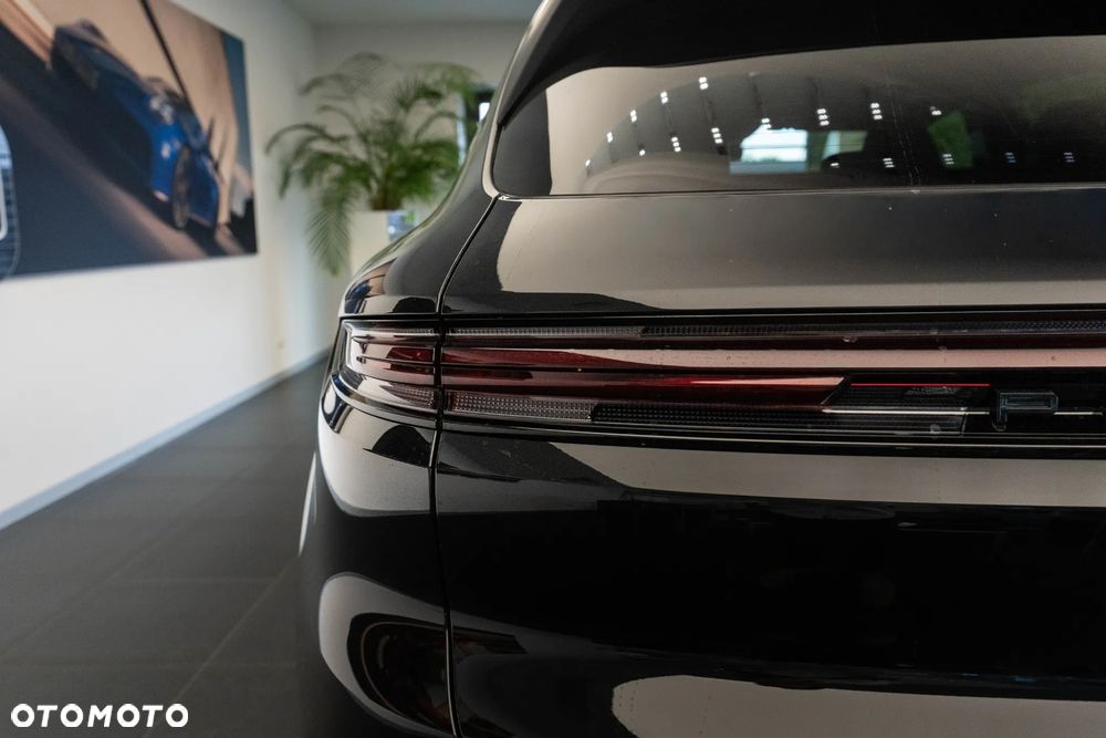 Porsche Cayenne Black Edition - 35