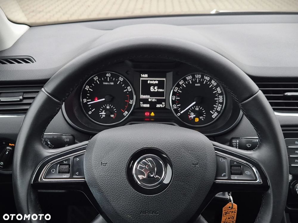 Skoda Octavia 1.4 TSI Elegance - 25