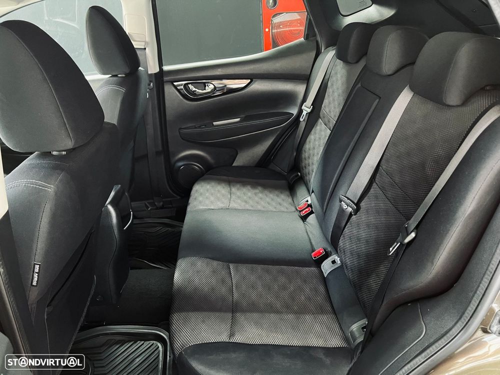 Nissan Qashqai 1.5 dCi Tekna - 24
