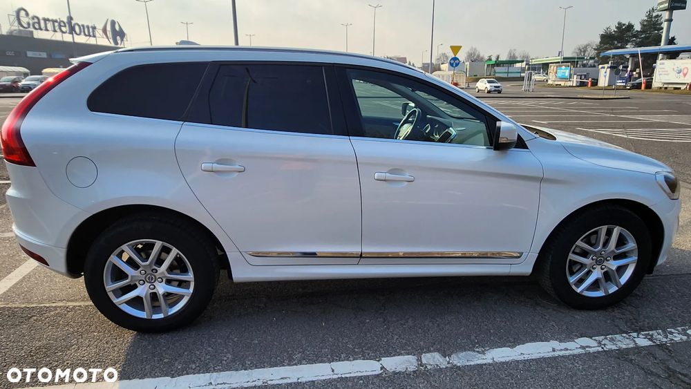 Volvo XC 60 D4 AWD Summum - 8