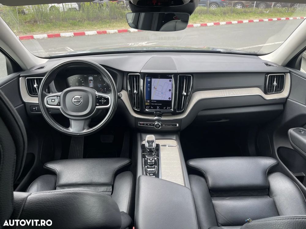 Volvo XC 60 - 22