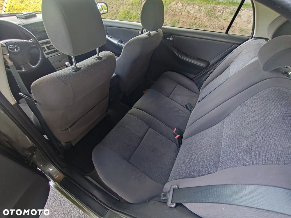 Toyota Corolla 1.4 VVT-i Terra Polaris - 12