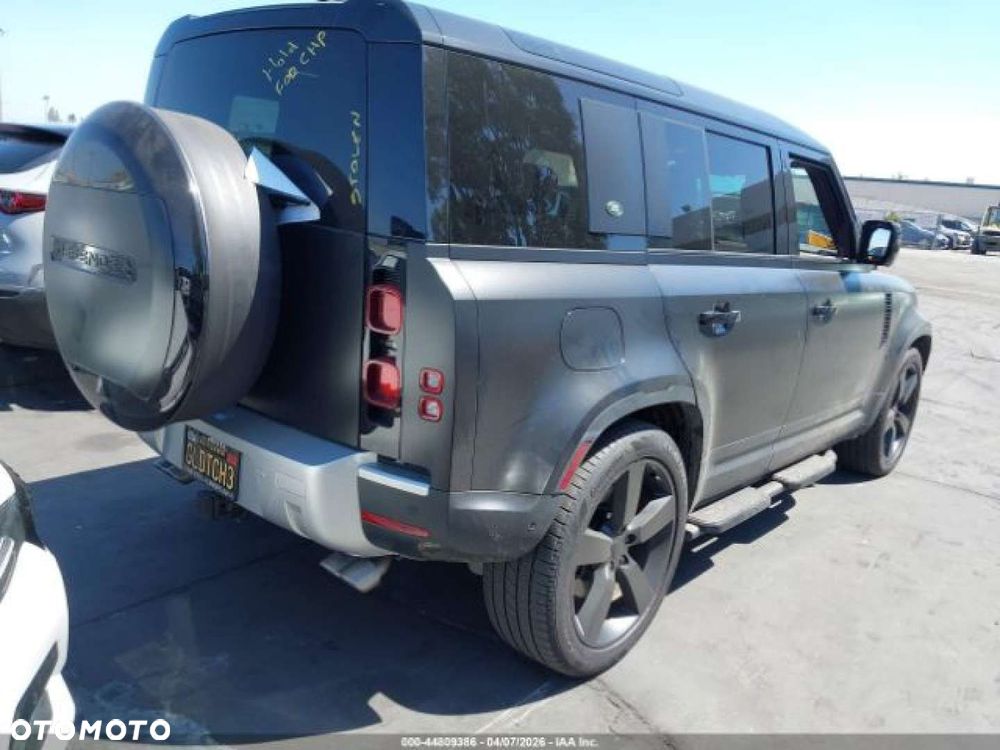 Land Rover Defender - 3