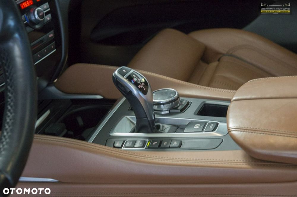 BMW X6 xDriveM50d - 23