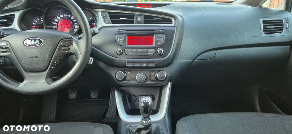 Kia Ceed 1.4 CRDi M - 28