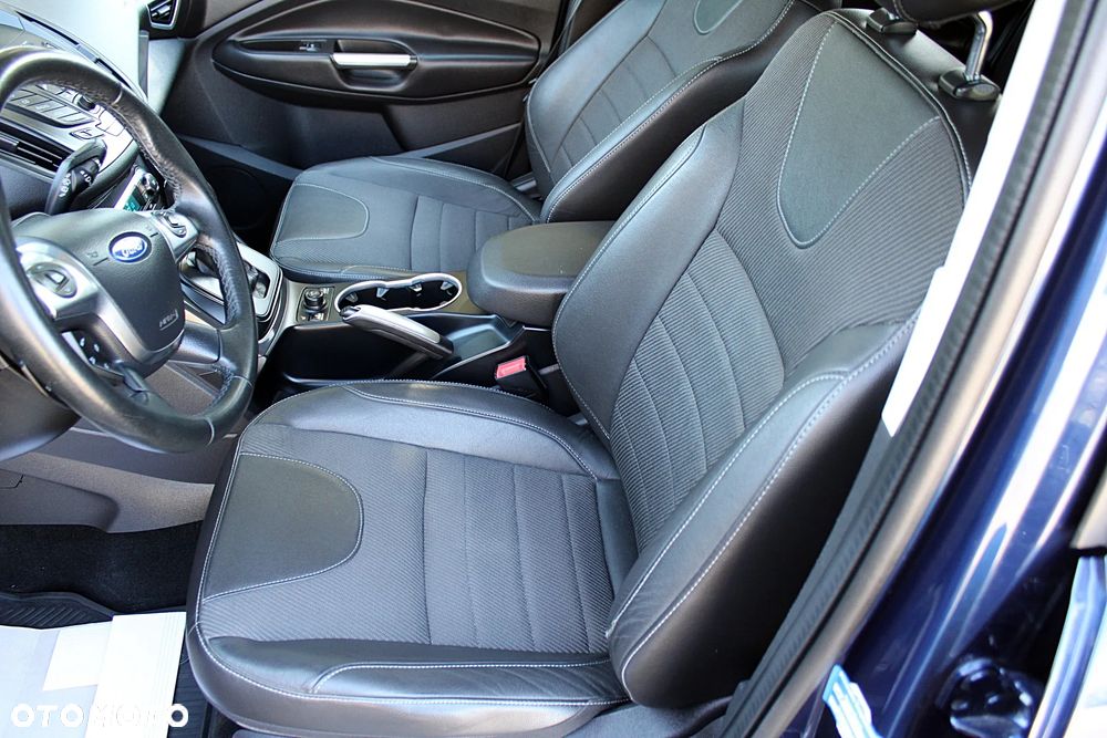 Ford Kuga - 22