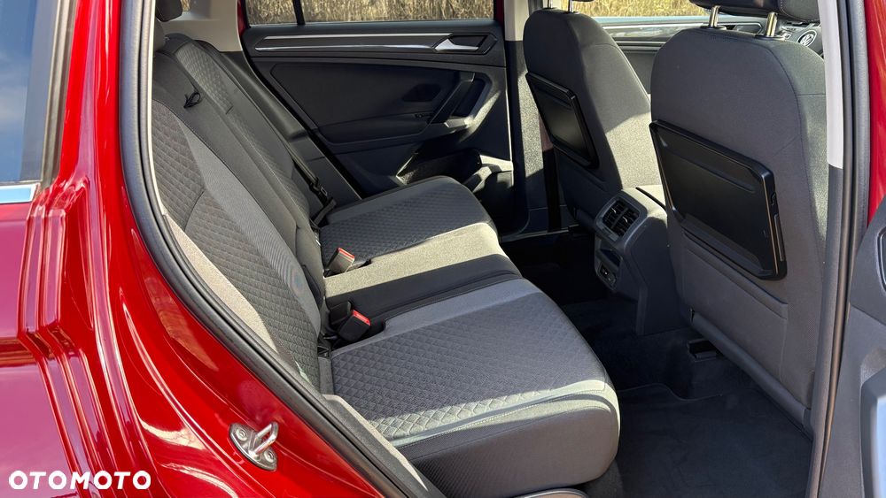 Volkswagen Tiguan - 25