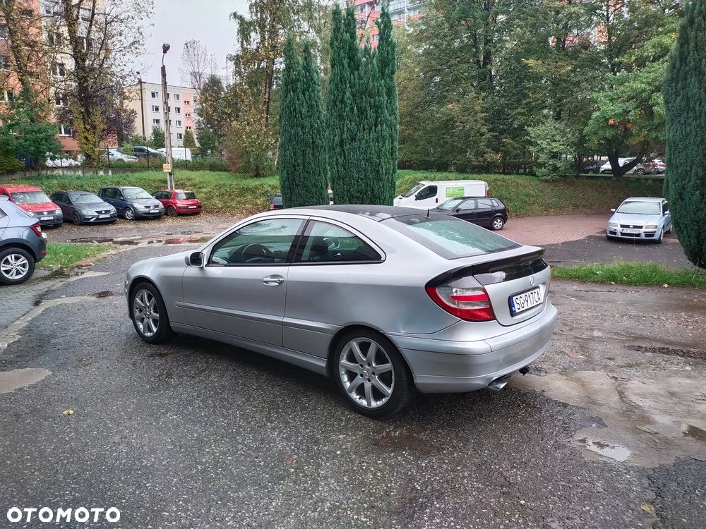 Mercedes-Benz Klasa C 230 Sportcoupe - 5