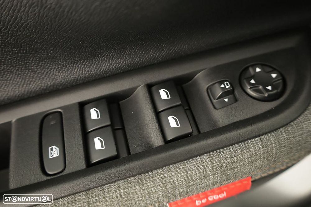 Citroën C3 Aircross 1.2 PureTech Plus - 19