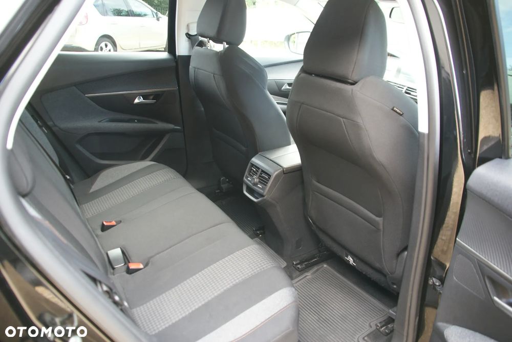 Peugeot 3008 - 17