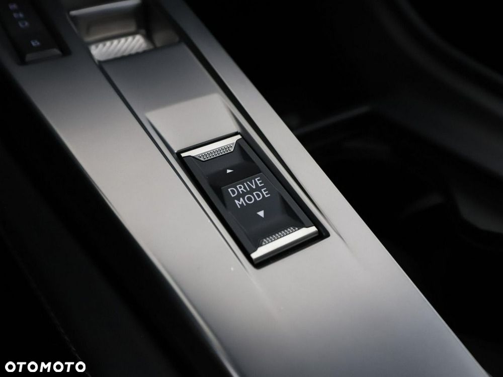 Peugeot 308 180 e-EAT8 Allure Pack - 32
