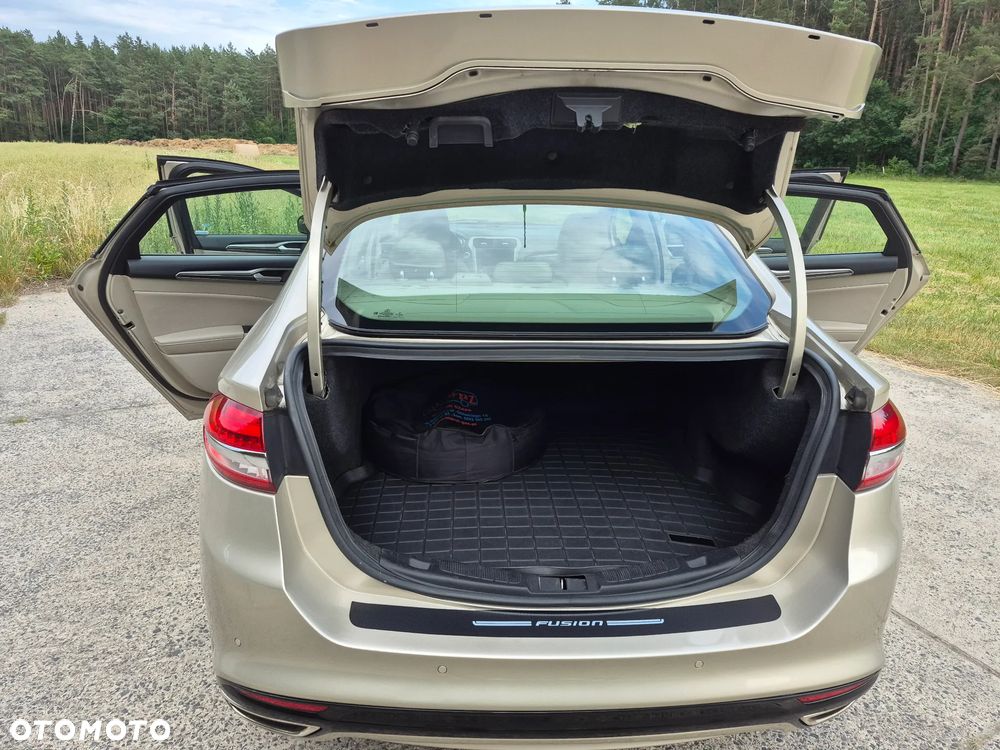 Ford Fusion - 3
