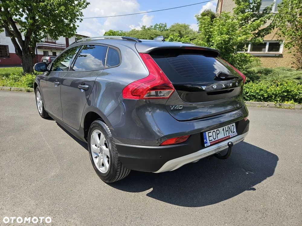 Volvo V40 D2 Momentum - 4