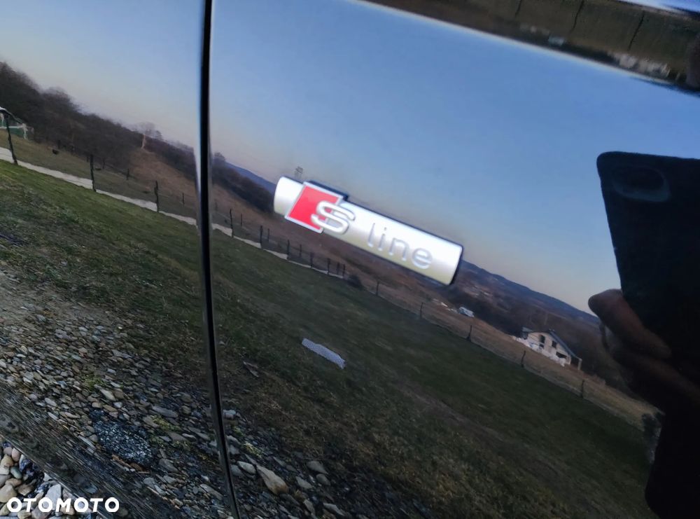 Audi A6 Avant 3.0 TDI quattro S tronic - 23