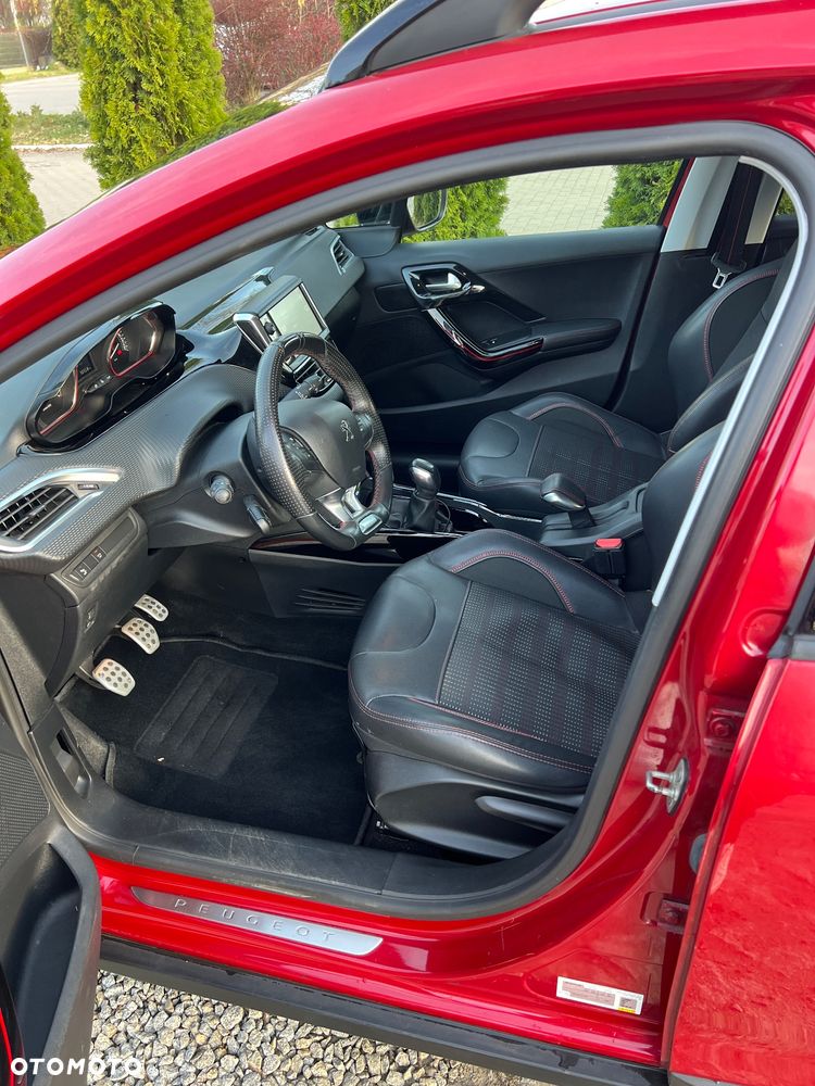 Peugeot 2008 PureTech 110 Stop&Start GT-Line Edition - 12