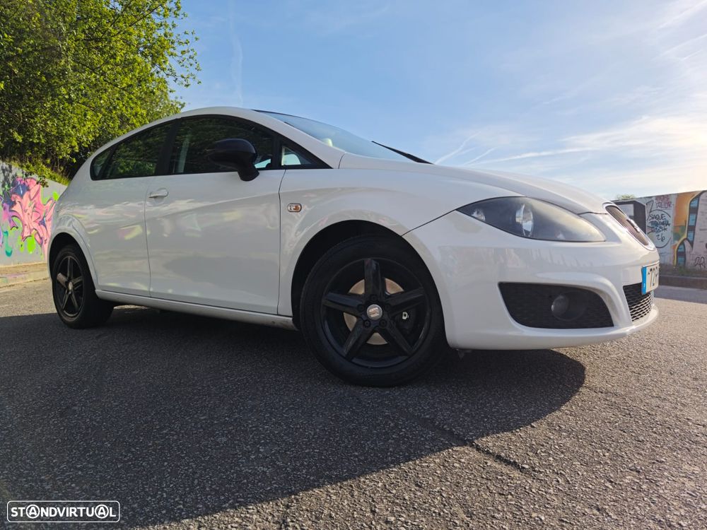 SEAT Leon 1.6 TDI DPF E-Ecomotive Reference Copa - 3