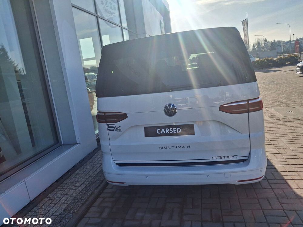 Volkswagen Multivan - 11
