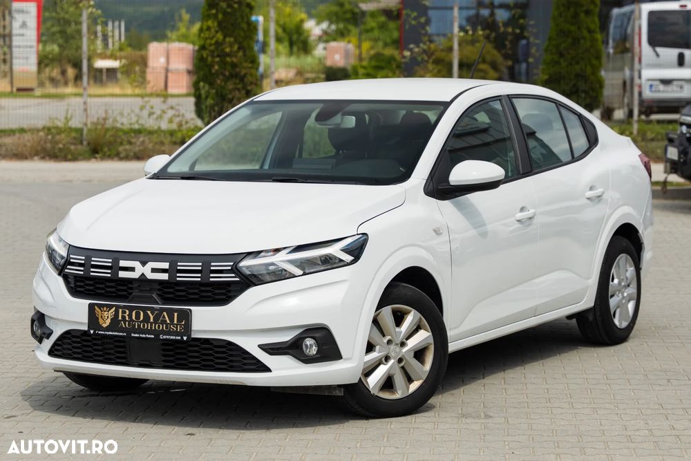 Dacia Logan TCe 90 MT5 Essential - 2