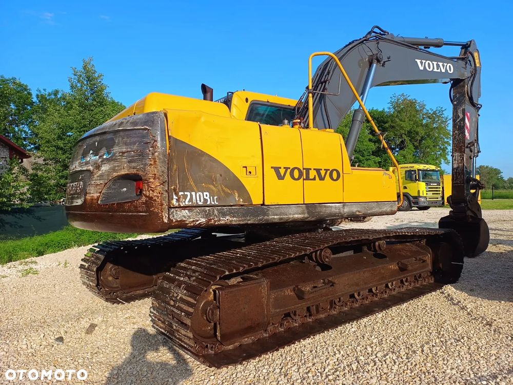 Volvo EC 210BLC - 9