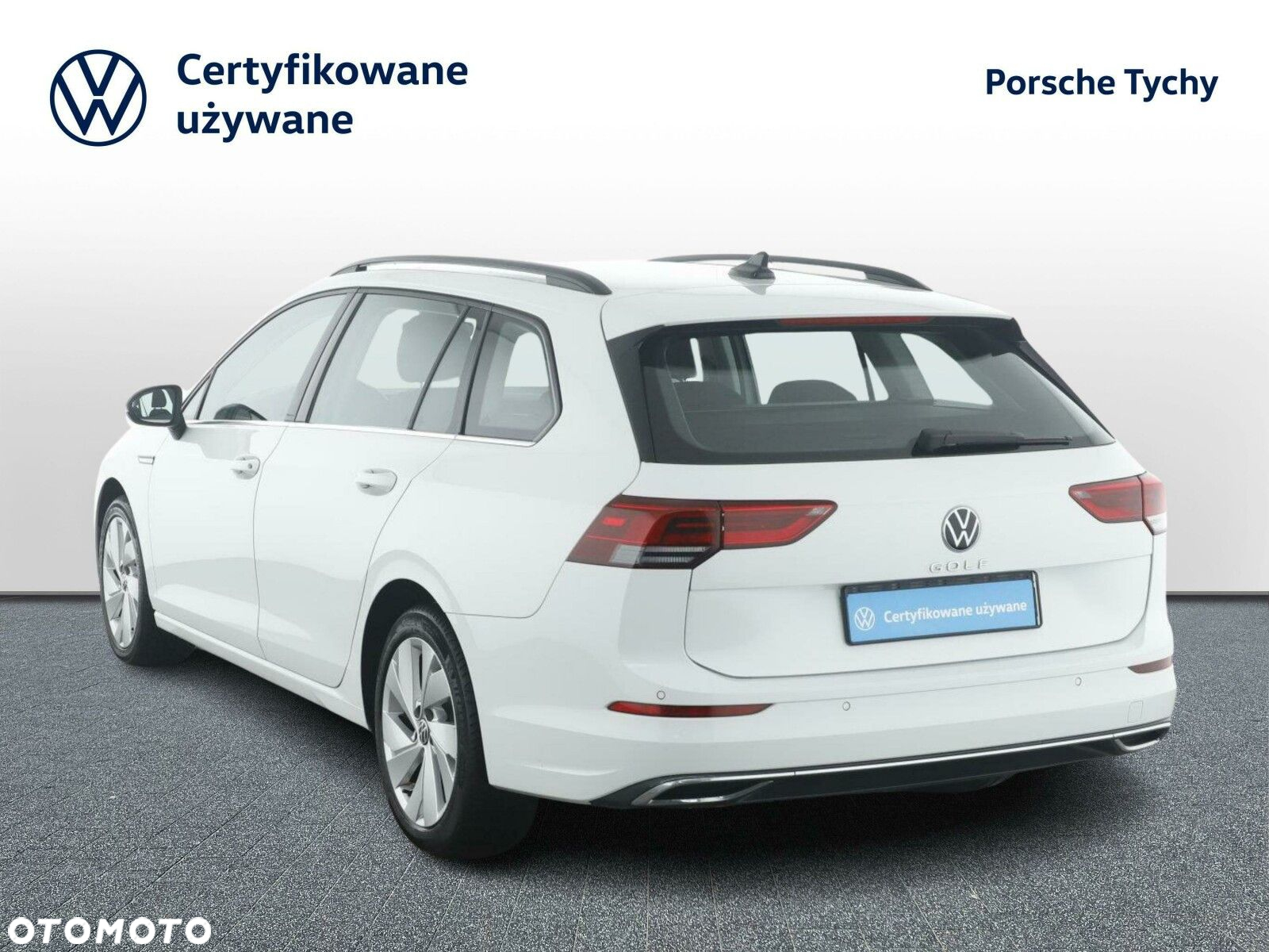 Volkswagen Golf - 24