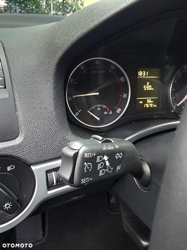 Skoda Octavia 1.6 - 31