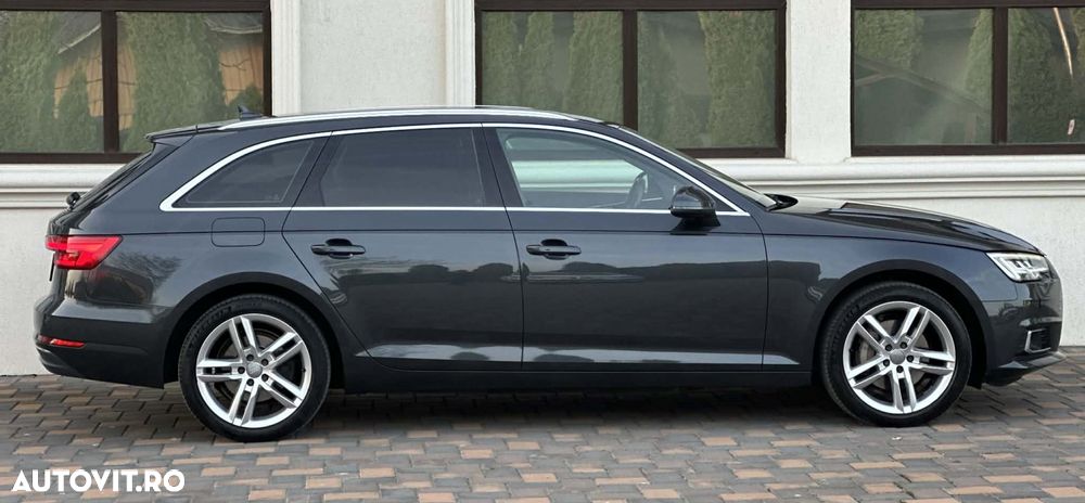 Audi A4 2.0 TDI ultra S tronic design - 11