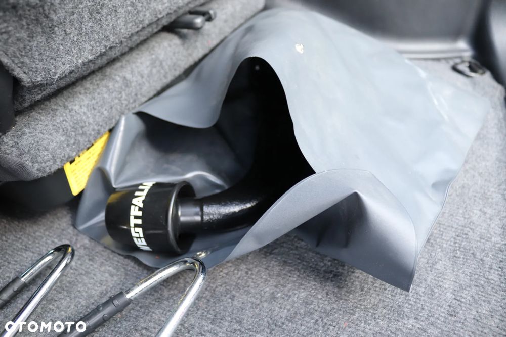 Toyota RAV4 4x4 Sol - 28