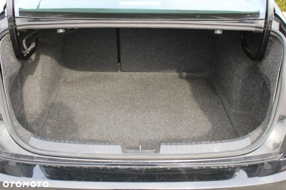 Volkswagen Jetta 1.4 TSI DSG BlueMotion Technology - 34
