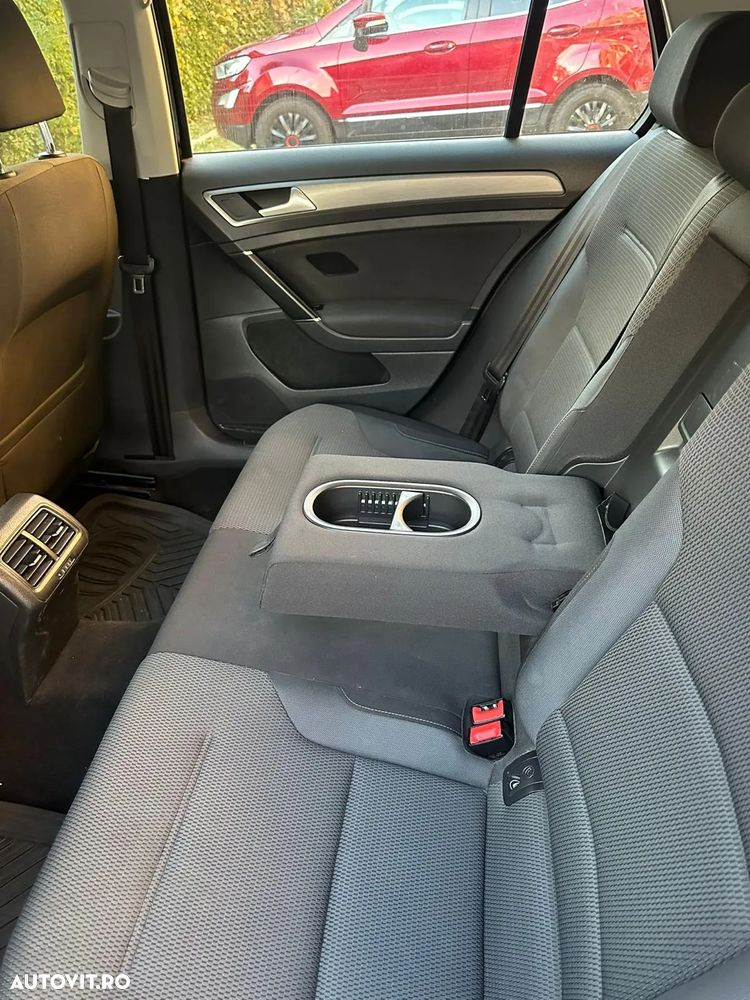 Volkswagen Golf 1.6 TDI BMT Comfortline - 7