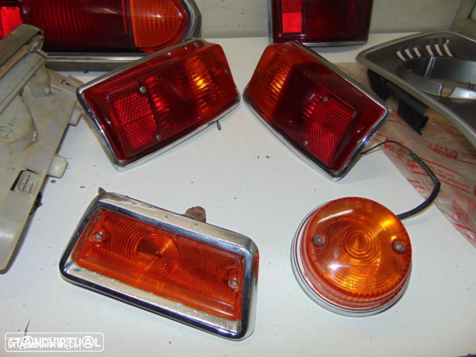 Farolins para carros antigos Datsun 120Y - 11
