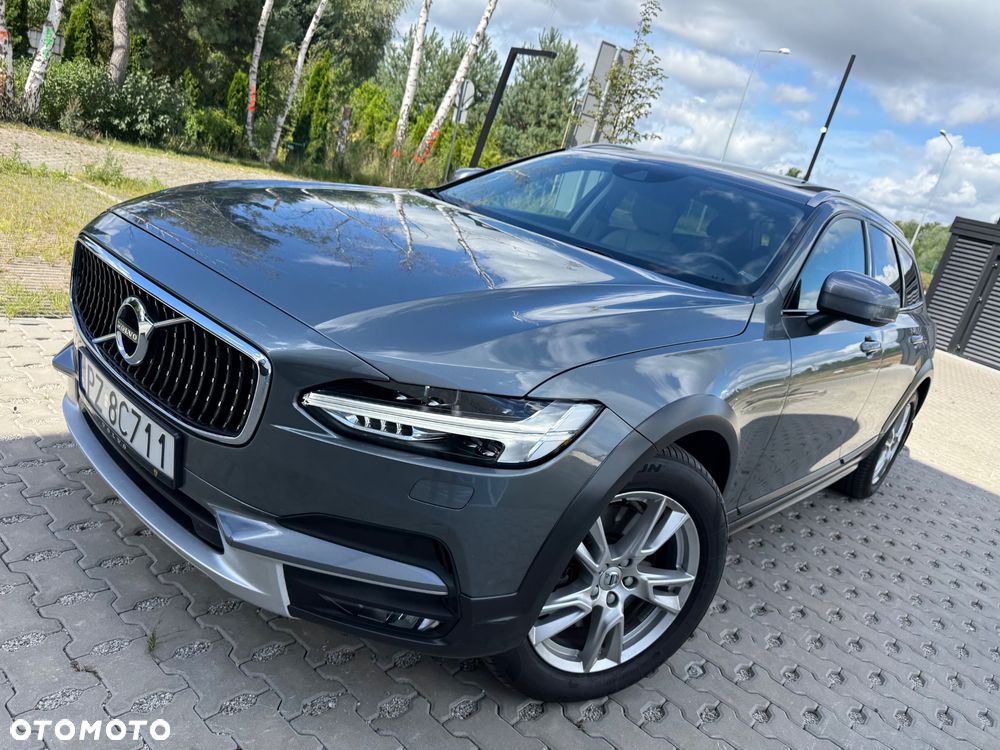 Volvo V90 Cross Country T5 AWD Pro - 1