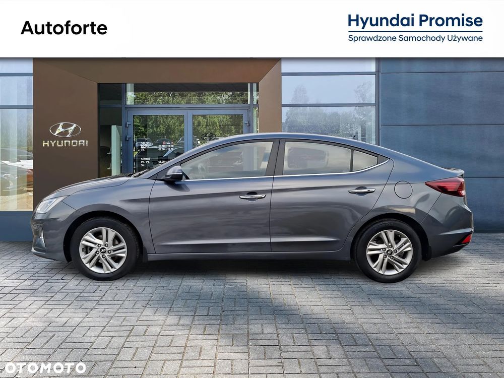 Hyundai Elantra 1.6 Comfort - 2