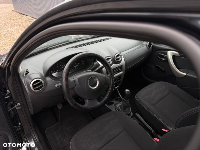 Dacia Sandero Stepway 1.6 - 11