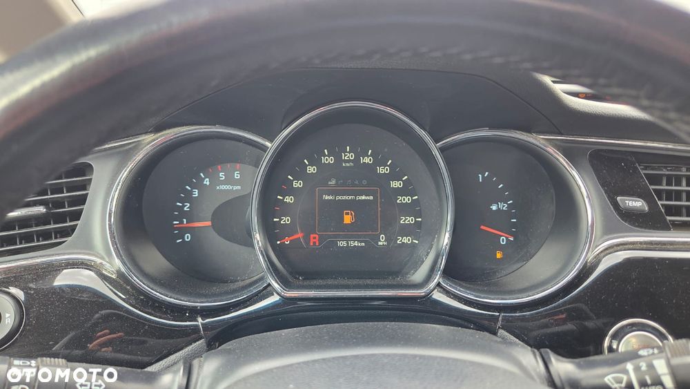 Kia Ceed 1.6 CRDi 136 DCT ISG Platinum Edition - 8