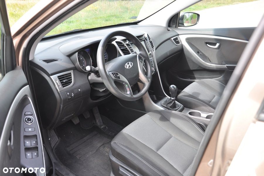 Hyundai i30 - 12