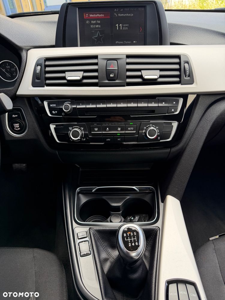 BMW Seria 3 318i Advantage - 21